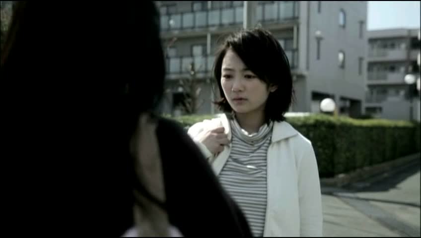 ANATA NO SHIRANAI KOWAI HANASHI: GEKIJÔ BAN (あなたの知らない怖い話 – 劇場版) de Kawamura Kiyoto (2012)