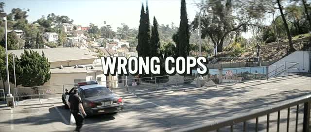 WRONG COPS de Quentin Dupieux (2013)