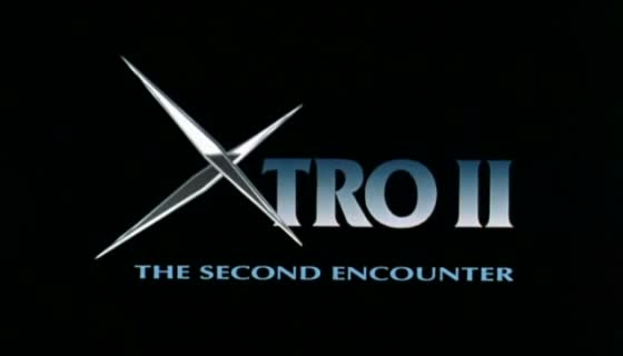 XTRO 2 (Xtro II: The Second Encounter) de Harry Bromley Davenport (1990)