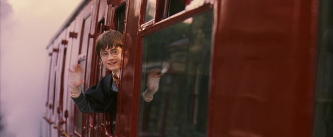 HARRY POTTER A L&rsquo;ECOLE DES SORCIERS (Harry Potter and the Philosopher’s Stone) de Chris Columbus (2001)